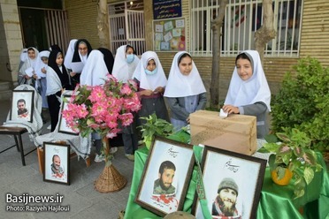 مراسم نسل سلیمانی ها دبستان دخترانه راهیان کوثر شهر همدان